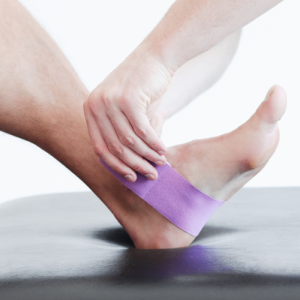 taping, skręcenie, fizjoterapia